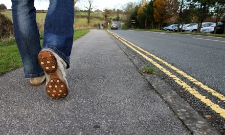 Top 10 Best Walking Shoes For Men of 2025