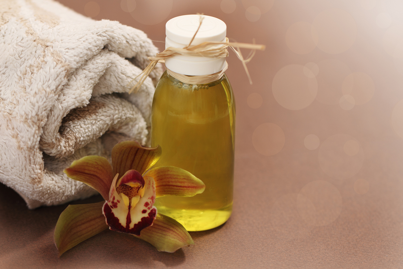 ᐅ Best Massage Oils Reviews → Compare Now