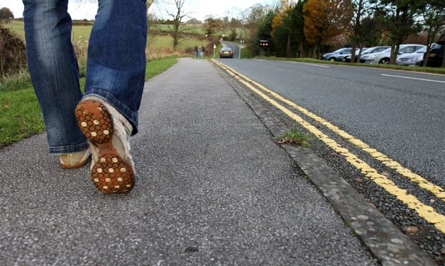 Top 10 Best Walking Shoes For Men of 2024