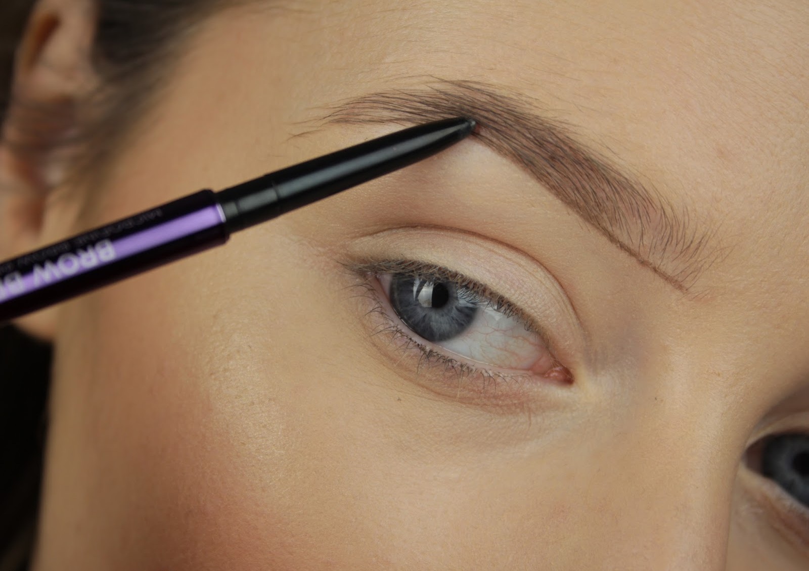Best Eyebrow Pencils Reviews → Compare Now
