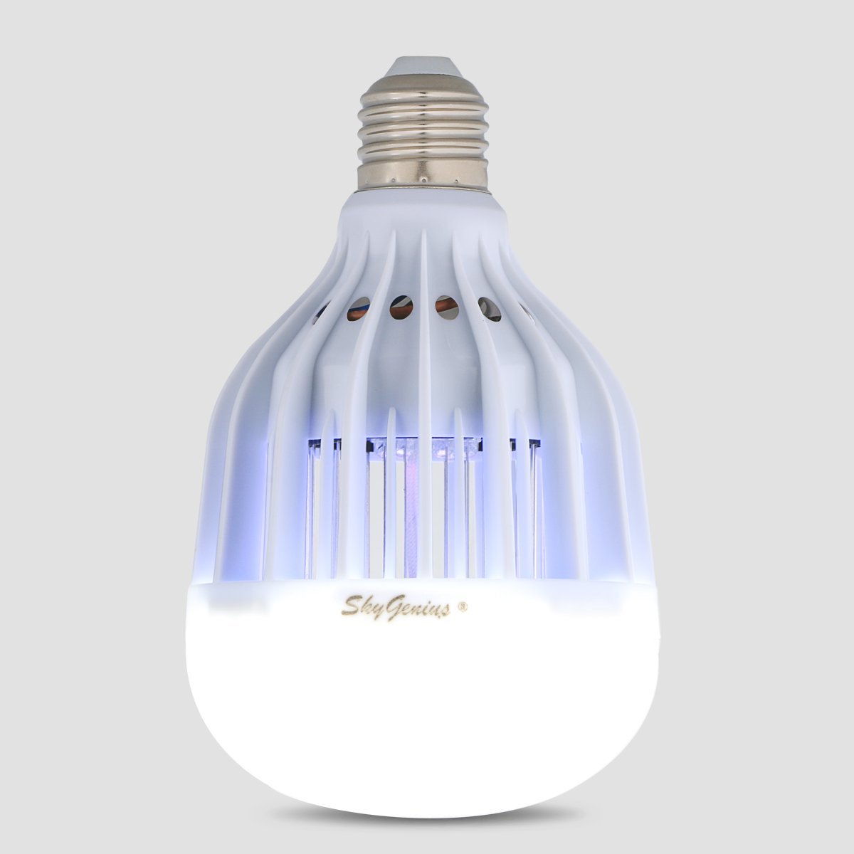 5-skygenius-led-bug-zapper-light-bulb