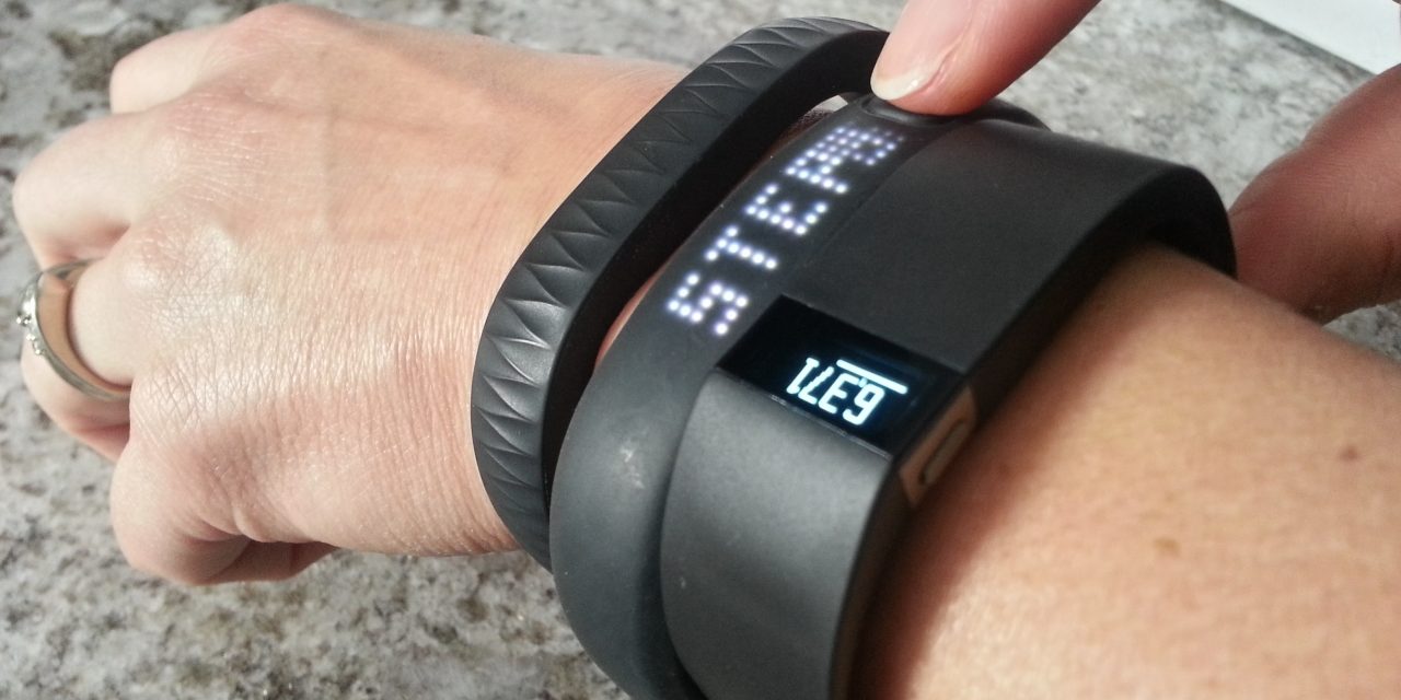 Top 10 Best Activity Trackers for Fitness of 2024